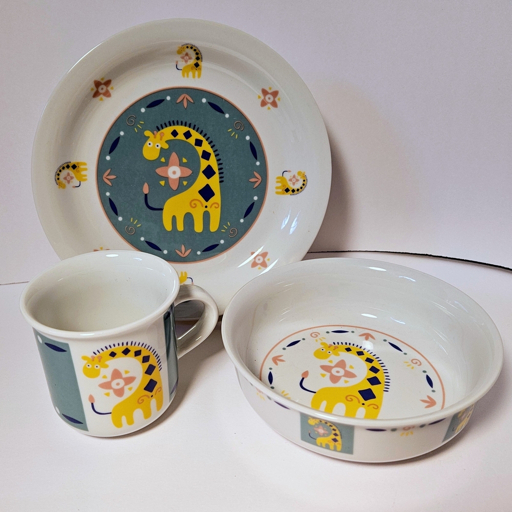 Children's Giraffe Dinnerware Set